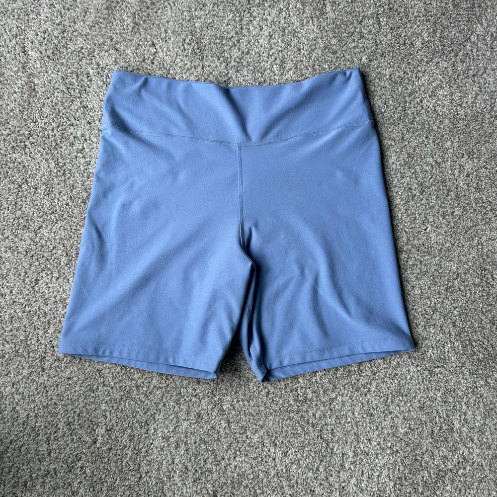 Abercrombie & Fitch Women's Light Blue Biker Shorts Size XL‎